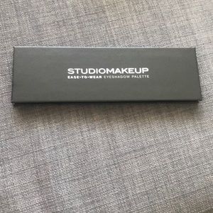 StudioMakeup palette brand new